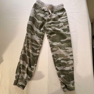 Carter's Kids Sweat Pants Camouflage Drawstring Elastic Waist & Cuffs Boys 4/5 M